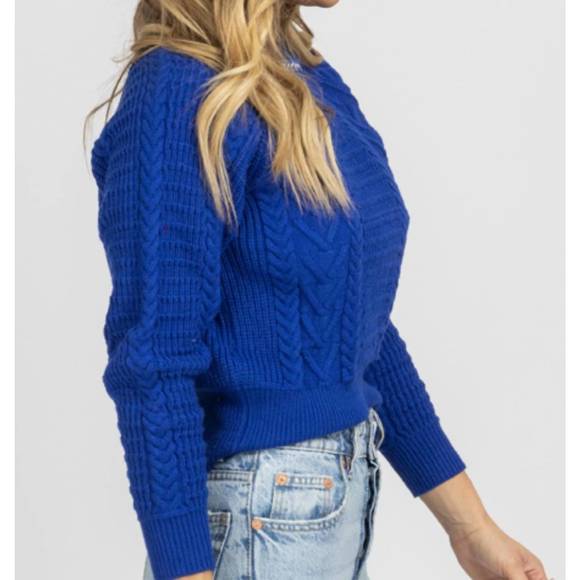 NEW FORE chain neckline open back sweater in blue - Picture 6 of 8